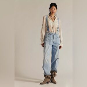 Free People Berkley Suspender Jeans Size 28 NWT Color:Homecoming